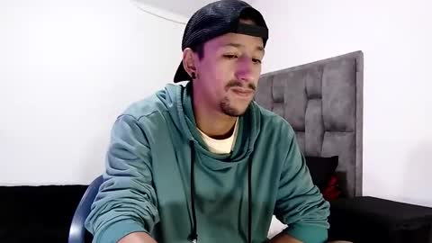 karim online show from February 24, 2025, 11:10 am