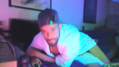 guyst049 online show from March 9, 2026, 7:07 pm