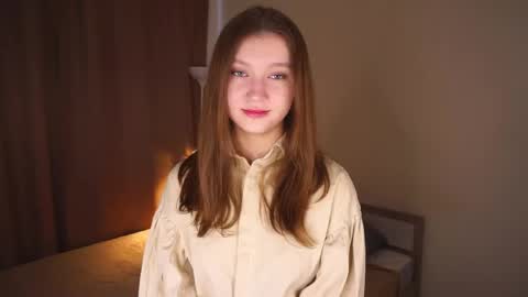Snapshot of gwennielove chatting on April 21, 2026, 5:14 am Molly online show from April 21, 2026, 5:14 am