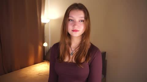 Snapshot of gwennielove chatting on April 23, 2026, 5:41 am Molly online show from April 23, 2026, 5:41 am