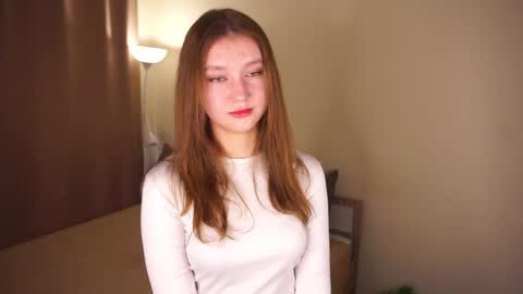 Snapshot of gwennielove chatting on May 5, 2026, 4:20 am Molly online show from May 5, 2026, 4:20 am