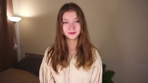 Snapshot of gwennielove chatting on May 31, 2026, 5:04 am Molly online show from May 31, 2026, 5:04 am