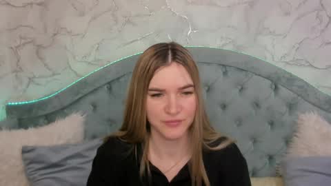 Snapshot of gwensmitt chatting on May 31, 2026, 10:55 pm gwensmitt online show from May 31, 2026, 10:55 pm