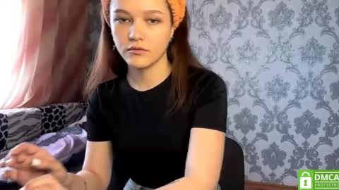 Nika Kova online show from May 25, 2026, 8:09 am