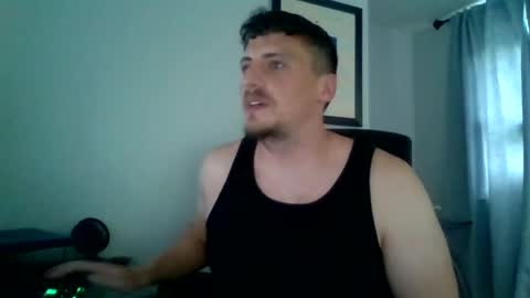 Snapshot of gymbro1986 chatting on July 29, 2026, 4:27 pm gymbro1986 online show from July 29, 2026, 4:27 pm