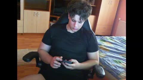 Snapshot of gymguy0505 chatting on February 23, 2026, 1:30 pm gymguy0505 online show from February 23, 2026, 1:30 pm