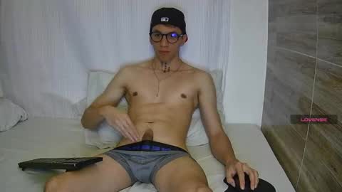 gyo online show from November 30, 2025, 11:36 am