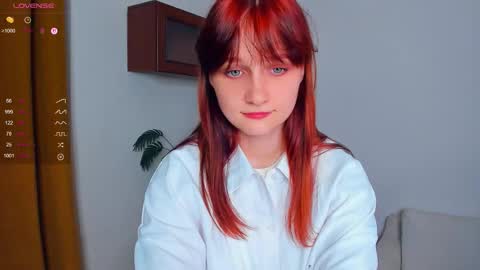 Snapshot of h0lyangel chatting on September 23, 2025, 6:55 pm Kelly  Lilly online show from September 23, 2025, 6:55 pm
