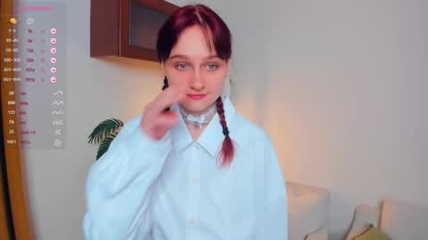 Snapshot of h0lyangel chatting on October 3, 2025, 7:00 pm Kelly  Lilly online show from October 3, 2025, 7:00 pm