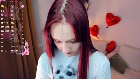 Kelly  Lilly online show from February 18, 2026, 6:48 pm