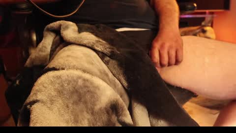 Snapshot of h0tttsteel chatting on December 18, 2024, 4:39 pm h0tttsteel online show from December 18, 2024, 4:39 pm