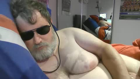 Snapshot of h20976 chatting on December 27, 2024, 12:01 pm h20976 online show from December 27, 2024, 12:01 pm