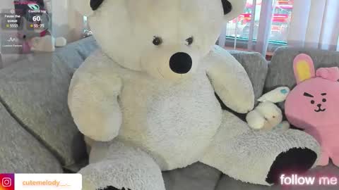 Hello Kitty online show from February 4, 2026, 12:22 pm