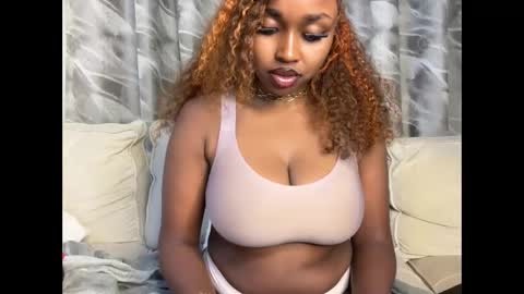 Snapshot of h_o_t_goddess chatting on October 12, 2025, 2:21 am h_o_t_goddess online show from October 12, 2025, 2:21 am