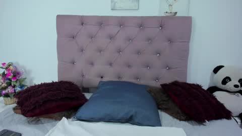 Snapshot of haanna_hot chatting on February 6, 2025, 7:18 pm Sarah online show from February 6, 2025, 7:18 pm