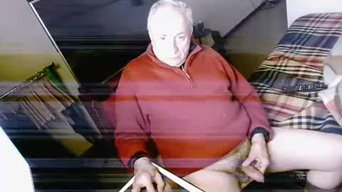 Snapshot of hacknoob62 chatting on January 25, 2025, 5:40 pm hacknoob62 online show from January 25, 2025, 5:40 pm