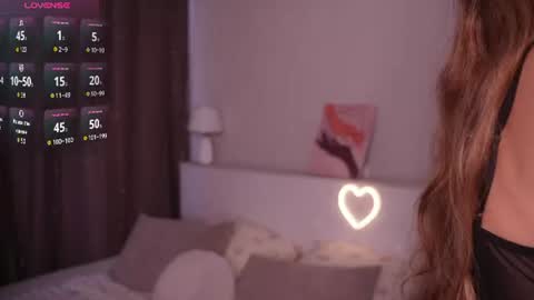 Hi Im Rebecca Glad to see you in my room  PVT is open online show from June 18, 2026, 2:12 am