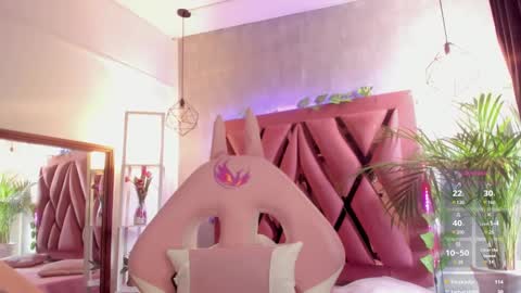 Haely online show from February 2, 2025, 5:26 pm