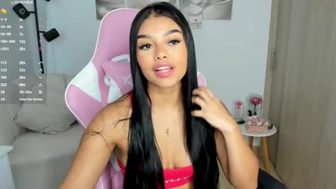 Snapshot of hailey_florez chatting on June 3, 2026, 2:33 pm hailey online show from June 3, 2026, 2:33 pm