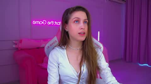 Hailey online show from July 28, 2026, 6:09 am