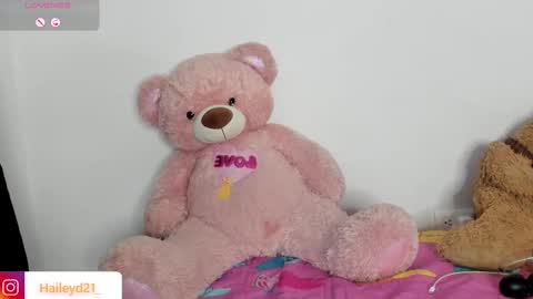 Hailey online show from February 3, 2026, 10:59 pm