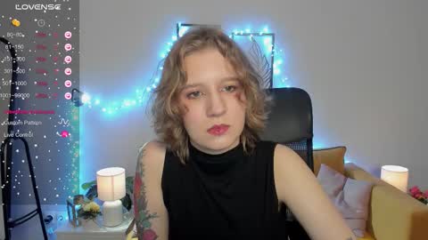 Snapshot of haileyfoxy chatting on September 28, 2025, 8:52 am Hailey online show from September 28, 2025, 8:52 am