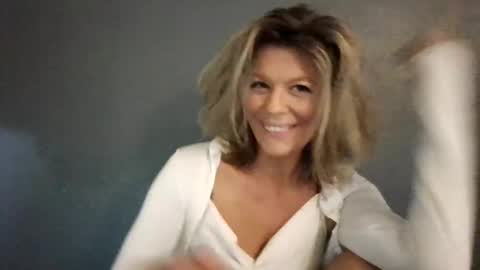Hailey online show from June 6, 2026, 6:45 pm