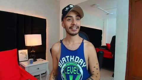 H A I R Y D I A M O N D online show from September 15, 2025, 7:36 pm