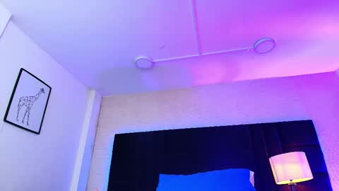 H A I R Y D I A M O N D online show from September 18, 2025, 5:09 am