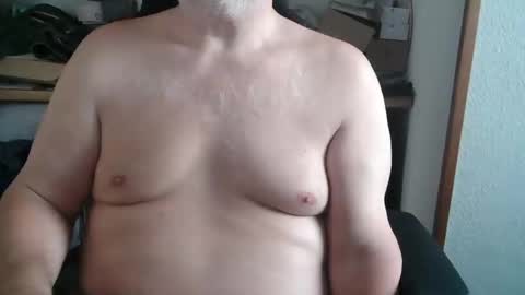 Snapshot of hairyarmpit_lover_1970 chatting on September 19, 2025, 8:05 am hairyarmpit_lover_1970 online show from September 19, 2025, 8:05 am