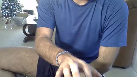 Snapshot of hairydaduncut chatting on December 21, 2024, 2:04 pm hairydaduncut online show from December 21, 2024, 2:04 pm