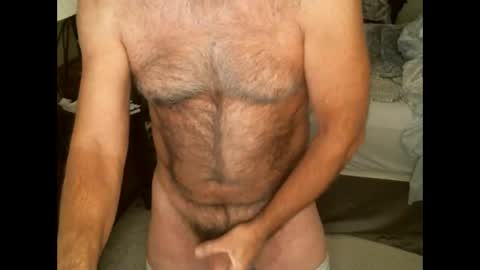Snapshot of hairypecsguy chatting on February 16, 2025, 4:42 pm Hairy pecs online show from February 16, 2025, 4:42 pm