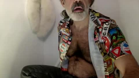 Snapshot of hairytonkas chatting on March 4, 2025, 3:00 am HairyTonkas online show from March 4, 2025, 3:00 am