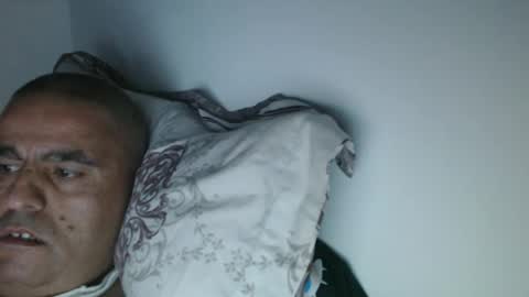 haled_77 online show from November 5, 2025, 7:41 am