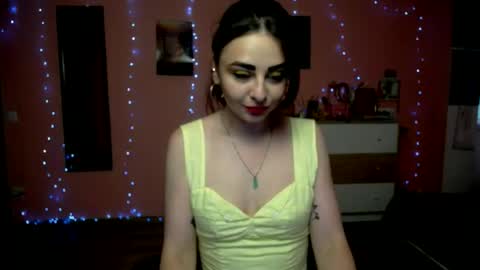 Snapshot of halleyg chatting on June 16, 2026, 1:03 pm Ann online show from June 16, 2026, 1:03 pm