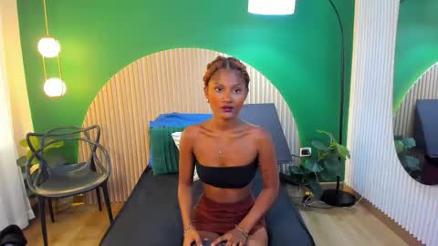 Snapshot of halleylorens chatting on September 26, 2025, 7:07 pm Halley Lorens online show from September 26, 2025, 7:07 pm