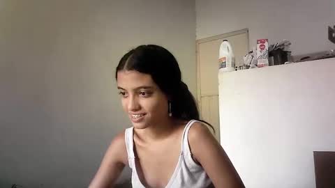 Snapshot of hambercrrist chatting on December 4, 2024, 7:01 pm hambercrist online show from December 4, 2024, 7:01 pm