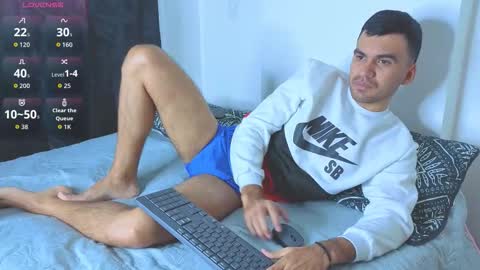 hamiltong12 online show from February 8, 2026, 2:53 pm