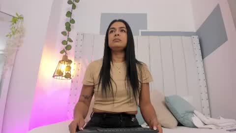 Snapshot of hanah_gray chatting on June 24, 2026, 11:09 am hanah_gray online show from June 24, 2026, 11:09 am