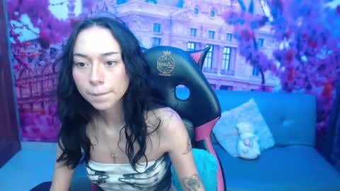 Snapshot of hanaku_8 chatting on December 5, 2024, 5:28 pm Hanaku online show from December 5, 2024, 5:28 pm