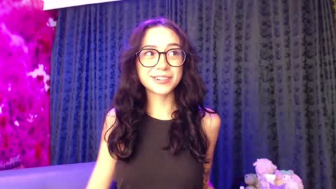 Snapshot of hanaku_8 chatting on January 11, 2025, 2:04 pm Hanaku online show from January 11, 2025, 2:04 pm