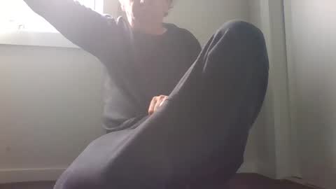 hand_ball_32 online show from March 17, 2026, 2:38 am