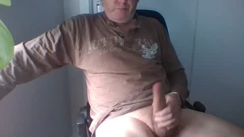 hand_ball_32 online show from July 20, 2026, 10:56 pm