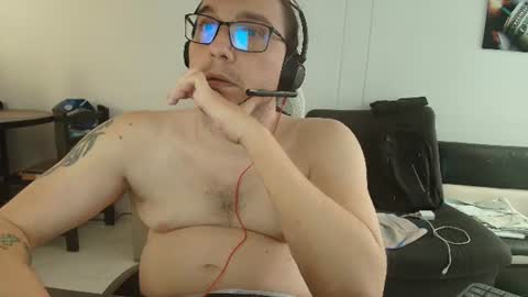 Snapshot of handicappedsex chatting on June 24, 2026, 5:12 pm my only tetraking Charly QuadriplegicMy Feet Havent Walked For 30 Years They Are Soft They Are Holy online show from June 24, 2026, 5:12 pm