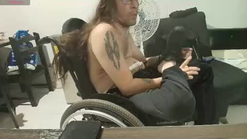 Snapshot of handicappedsex chatting on June 26, 2026, 11:53 pm my only tetraking Charly QuadriplegicMy Feet Havent Walked For 30 Years They Are Soft They Are Holy online show from June 26, 2026, 11:53 pm
