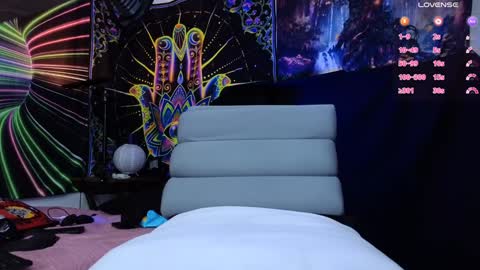 handsoman1 online show from January 11, 2025, 12:55 am