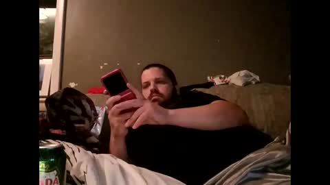 Handsomedaddy198923 online show from May 31, 2026, 7:37 am