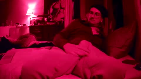 Snapshot of handsomedevil986055 chatting on November 5, 2025, 8:25 am handsomedevil986055 online show from November 5, 2025, 8:25 am