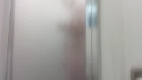 handsumload_11 online show from April 19, 2026, 5:01 pm