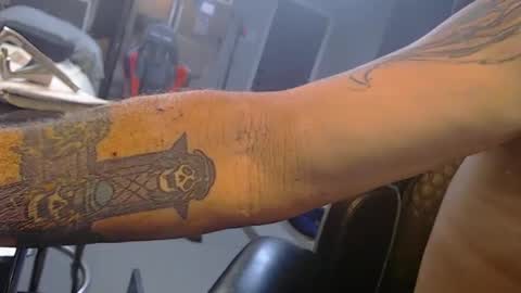 Snapshot of handystud33 chatting on October 4, 2025, 10:24 am handystud33 online show from October 4, 2025, 10:24 am